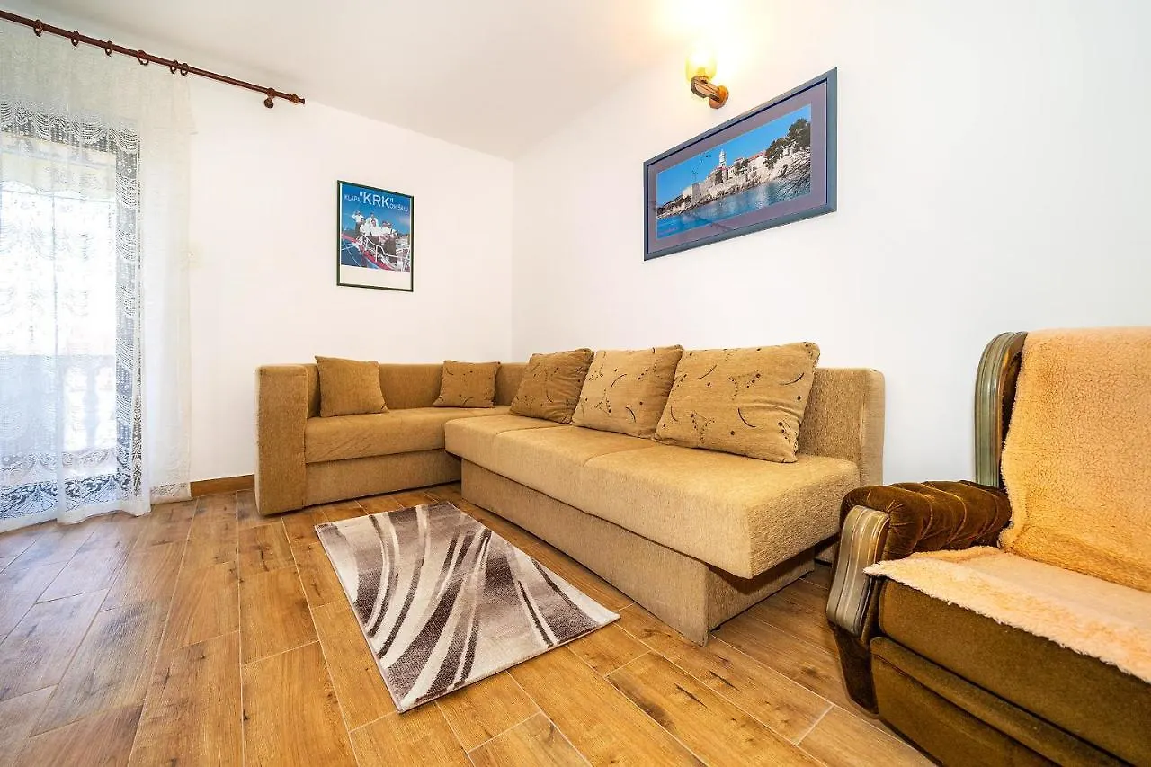 Apartments Jurina Krk Town 0*,